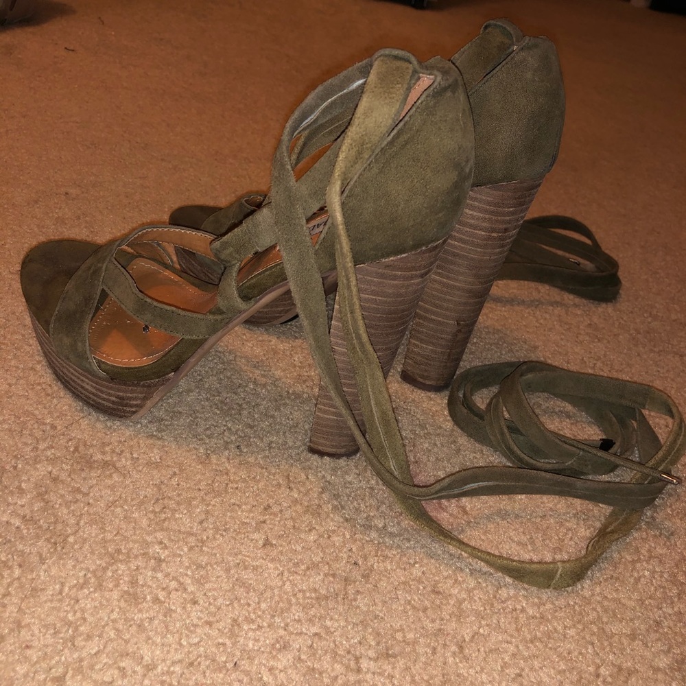 Steve Madden Platform Heels with wrap around strap